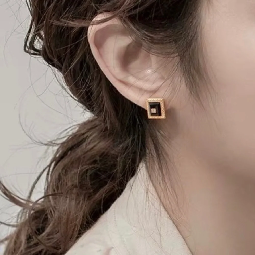 Premium Gold plated Sterling silver black Onyx studs - Picture 3 of 5
